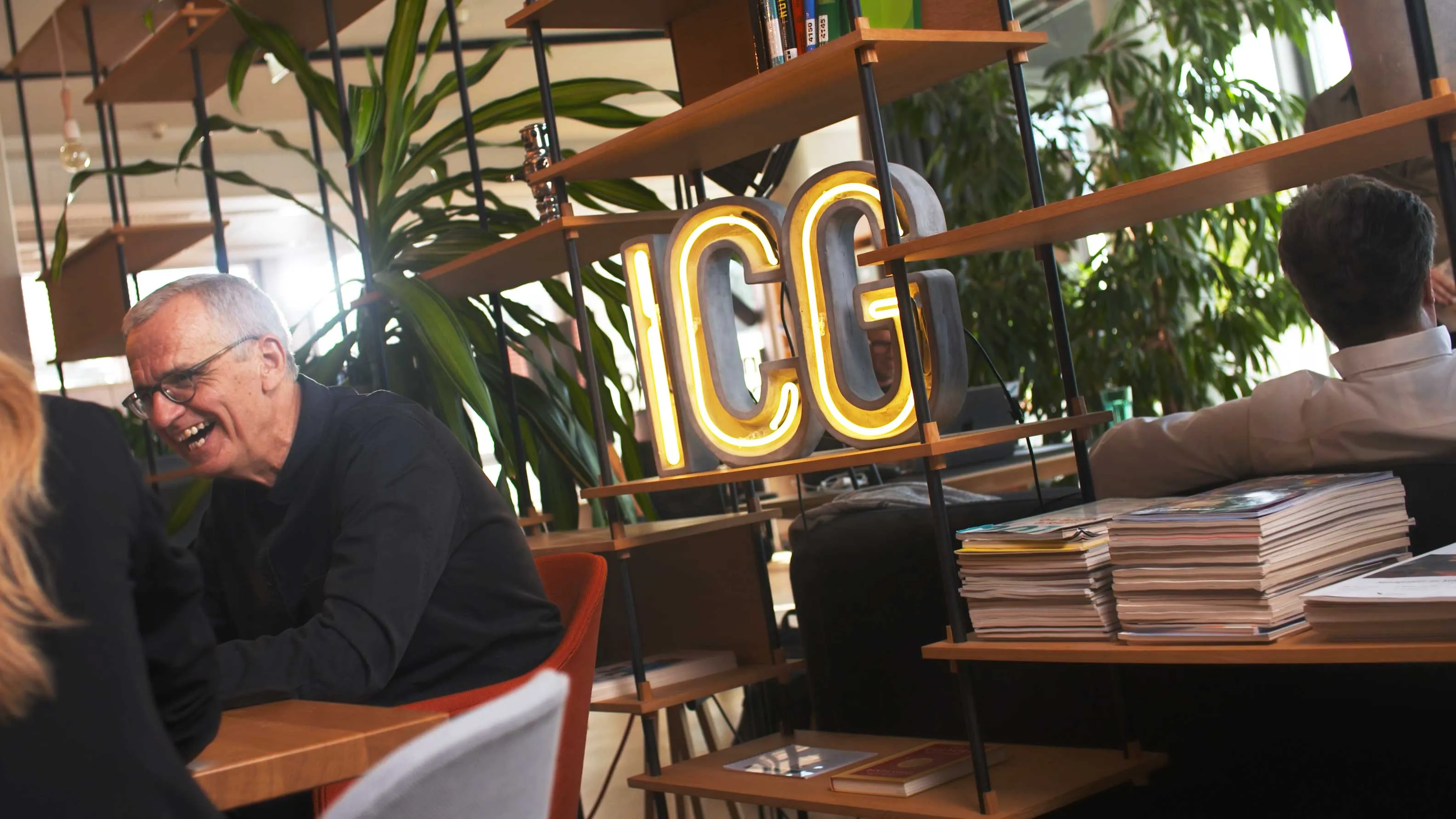 ICG Graz, ICG Schriftzug, Lachen Berater